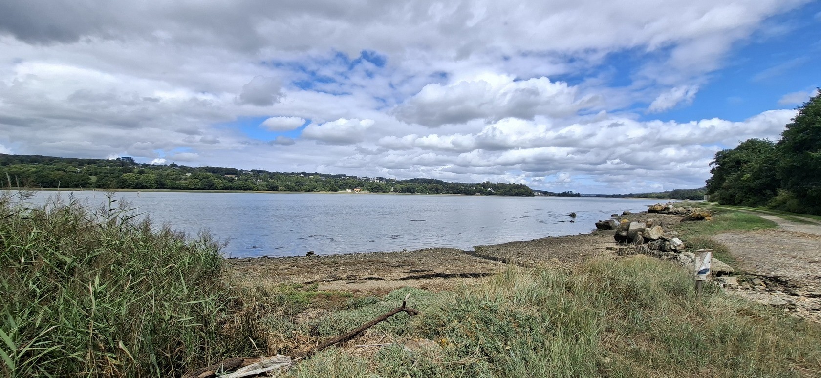 Le long de l'Elorn