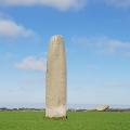 Le menhir de Kergadiou (24 Randonneurs)