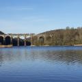 Le viaduc à Kerhuon avec le train